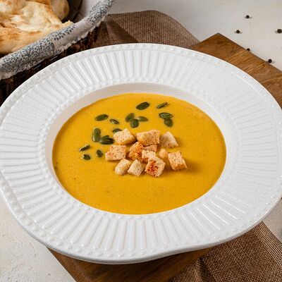 Тыквенный крем-суп в Ресторан Батони по цене 650 ₽