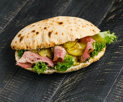 Панини с пастрами Яндекс в Снегири на Лагерном по цене 650 ₽