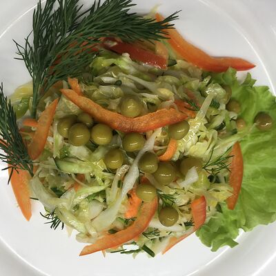 Салат Витаминный в Кулинария Вкусноешка по цене 234 ₽