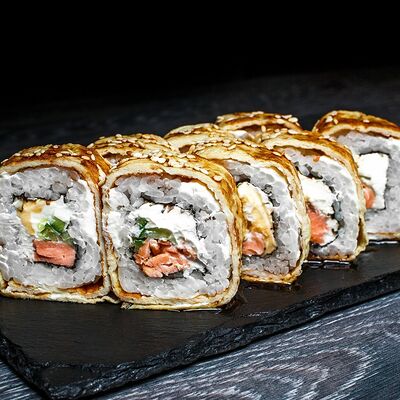 Maguro roll в Sushi Shop Company по цене 379 ₽