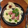 Скрамбл с беконом и тостом из чиабатты в La Vida loca по цене 450