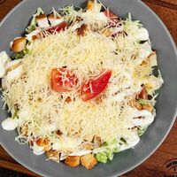 Салат Цезарь с креветками в Burger Shop Шейк