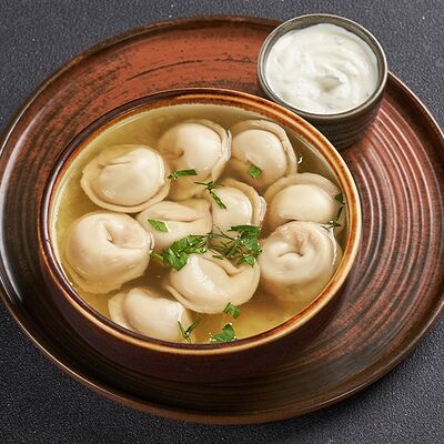 Пельмени ручной лепки со сметаной в Lafa Lounge по цене 470 ₽