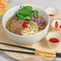 Фо Бо с говядиной в Луиджи & Тосё