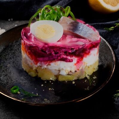 Салат Сельдь под шубойв Акула вкуса по цене 729 ₽
