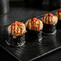 Ролл Запеченный с креветкой в сырном соусе в Качуко