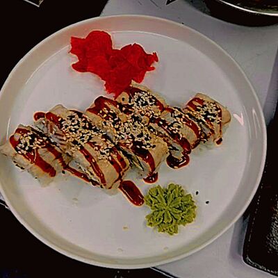 Ролл с угрем в Арт бульвар по цене 600 ₽