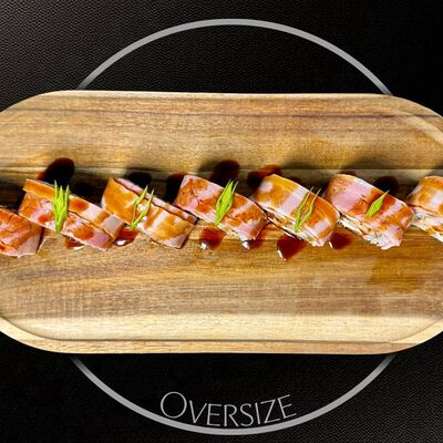 Бекон ролл в Oversize Sushi по цене 880 ₽