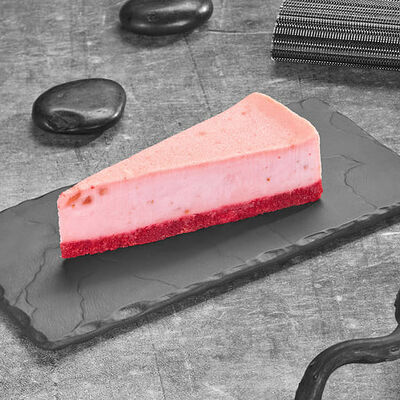 Чизкейк клубничный в Суши Мастер по цене 299 ₽