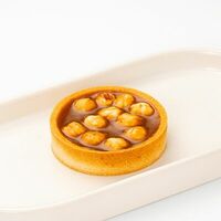 Тарт с карамелью и фундуком в Болтушка кулинария-кондитерская