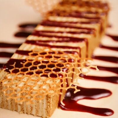 Несметанник с кокосом и ежевикой в More More по цене 625 ₽