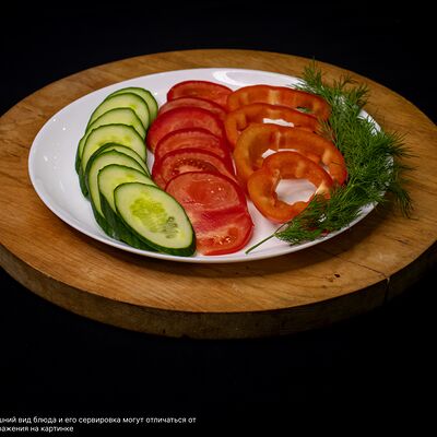 Овощная нарезка в Три шампура по цене 290 ₽