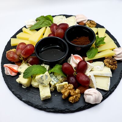 Плато благородных сыров в Собрание по цене 1335 ₽