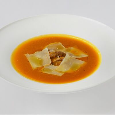 Тыквенный суп с уткой в Bistrot по цене 1300 ₽