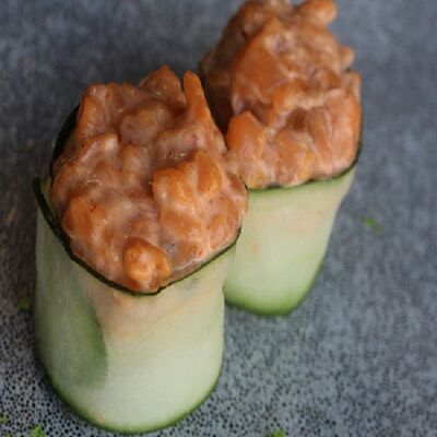 Гункан спайси-лосось в Чо? Капчо! по цене 220