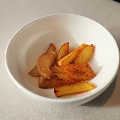 Картофельные дольки в УГОДНИКИ по цене 377 ₽