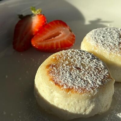 Сырники в Camon Cafe по цене 280 ₽