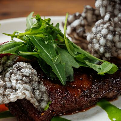 Глазированные говяжьи ребра в Al dente по цене 1200 ₽