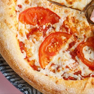 Пицца Маргарита в Кофейня №1 по цене 315 ₽