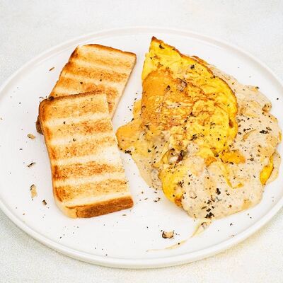 Омлет трюфельный в Tao Sushi Lab по цене 590 ₽