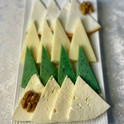 Ассорти сырное в Настроение вкуса по цене 615 ₽