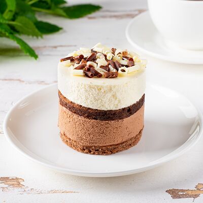 Пирожное Три шоколада в Хлебное место по цене 240 ₽