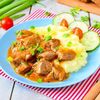 Гуляш из говядины с картофельным пюре в Взяли-Поели по цене 520