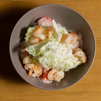 Цезарь с креветками грильв Lil Brazil по цене 650 ₽