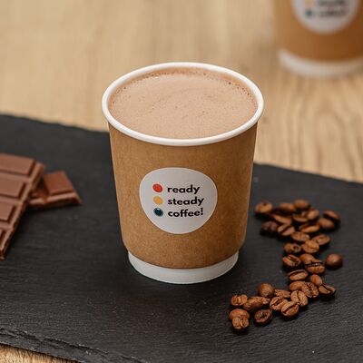 Горячий молочный шоколад в Ready Steady Coffee по цене 249 ₽