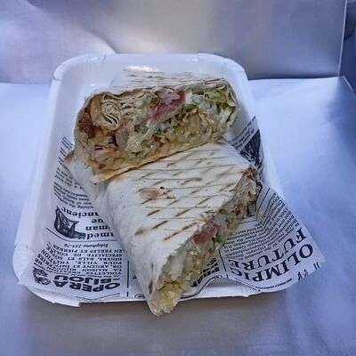 Шаурма с курицей в Встречи у моря по цене 625 ₽