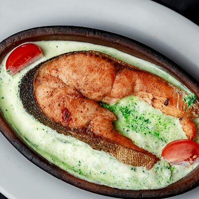 Филе семги со шпинатом и черри в Хачучачу по цене 975 ₽