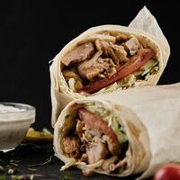 Шаурма Сырный бум с куриным шашлыком в Duner на углях