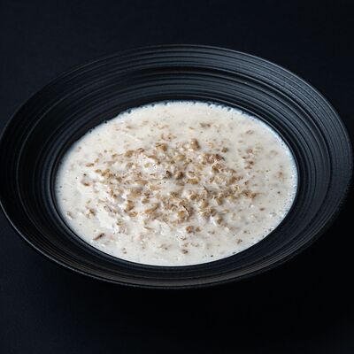 Овсяная каша в Два веселых гуся по цене 415 ₽