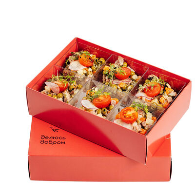 Патибокс Салат Цезарь с курицей в Делюсь добром по цене 890 ₽