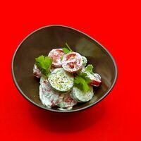 Салат Восточный со сметаной в Сытно Аппетитно