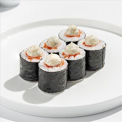 Трюфельный маки ролл с лососем в SeabasSushi по цене 695 ₽
