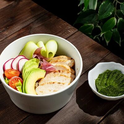 Боул с курицейв Грин по цене 560 ₽