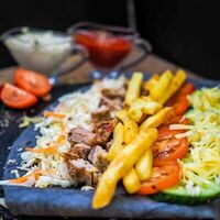 Фирменная шаверма со свининой в Shawerma place