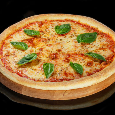 Пицца Маргарита в Lucky Pizza по цене 239 ₽