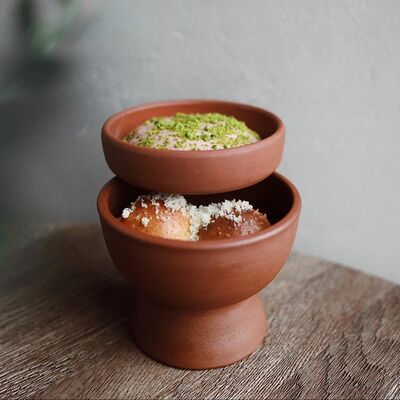 Сырный пончик из печи с муссом из кизила в Folk по цене 350 ₽