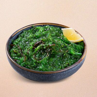 Салат Чука в Оригами по цене 319 ₽