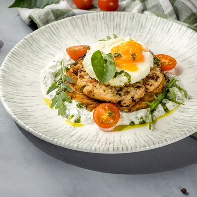 Драники из батата с котлетой из индейки в Kumpan по цене 630 ₽