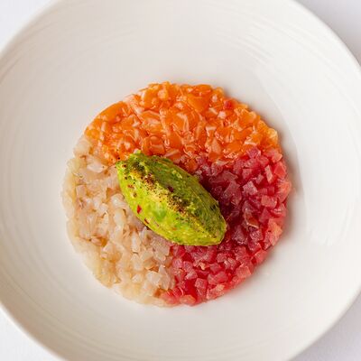 Ассорти тар-таров лосось,тунец,сибас в Leto по цене 1590 ₽