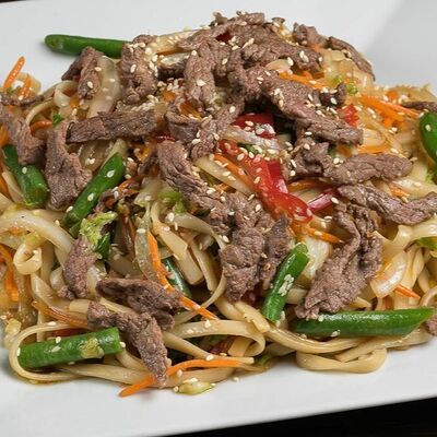 Лапша с говядиной в соусе терияки в MamaMai по цене 690 ₽