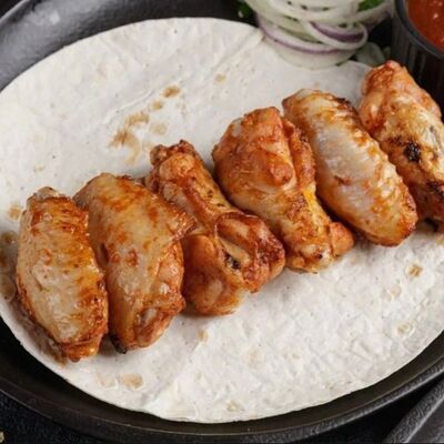 Куриные крылышки в Добрый Грузин по цене 570 ₽