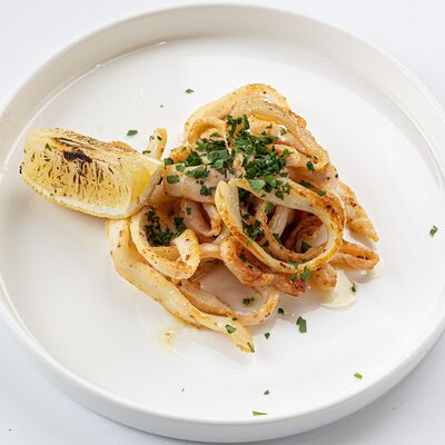 Кальмар по-галисийски в Барслона по цене 450 ₽