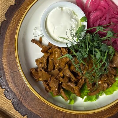 Лисички маринованные в Русская усадьба по цене 1015 ₽