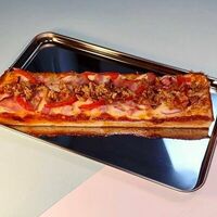 Корейская пицца Двойной бекон с буженинойв Yum Stix Pizza