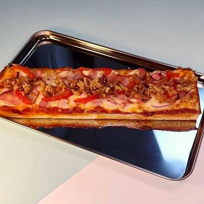 Корейская пицца Двойной бекон с буженинойв Yum Stix Pizza по цене 490 ₽