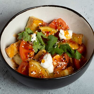 Салат хрустящий баклажан в Люди в Баре по цене 440 ₽